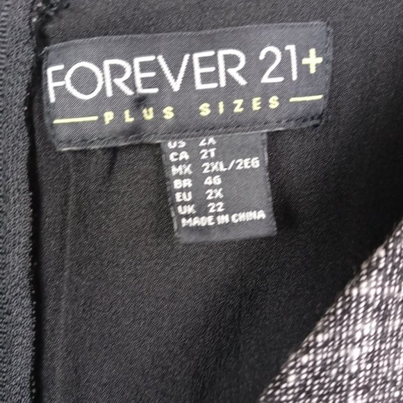 Forever 21+ Black & White A-Line Sleeveless Dress Plus Size 2X - Picture 6 of 6